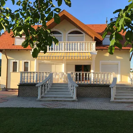 Apartment Csok Apartmanhaz