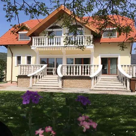 Apartment Csok Apartmanhaz