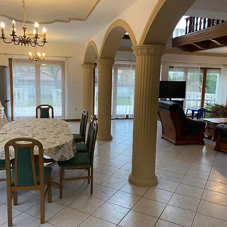 Csok Apartmanhaz بالاتونفوريد