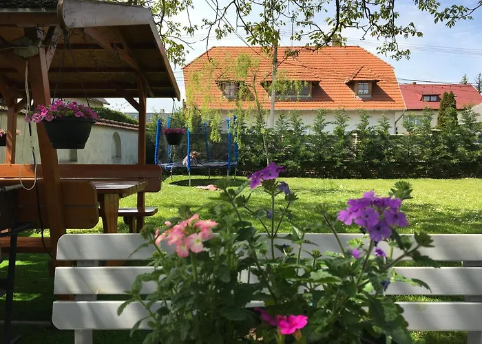 Csok Apartmanhaz Apartment Balatonfured