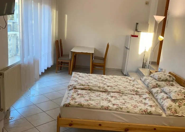 Apartment Csok Apartmanhaz Balatonfured